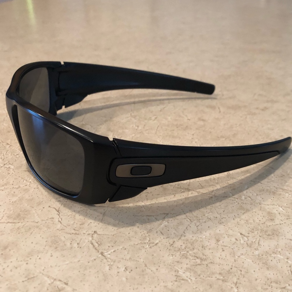 2019 Oakley Fuel Cell Polarized